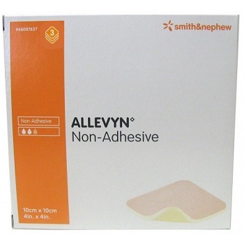 MEDICAZIONE IDROCELLULARE STERILE ALTAMENTE ASSORBENTE NON ADESIVA IN SCHIUMA DI POLIURETANO 10X10CM 3 PEZZI - farmascienza.it